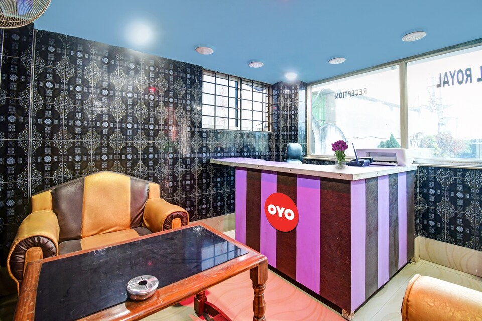 SPOT ON Hotel Royal, Raghunathganj, Raghunathganj