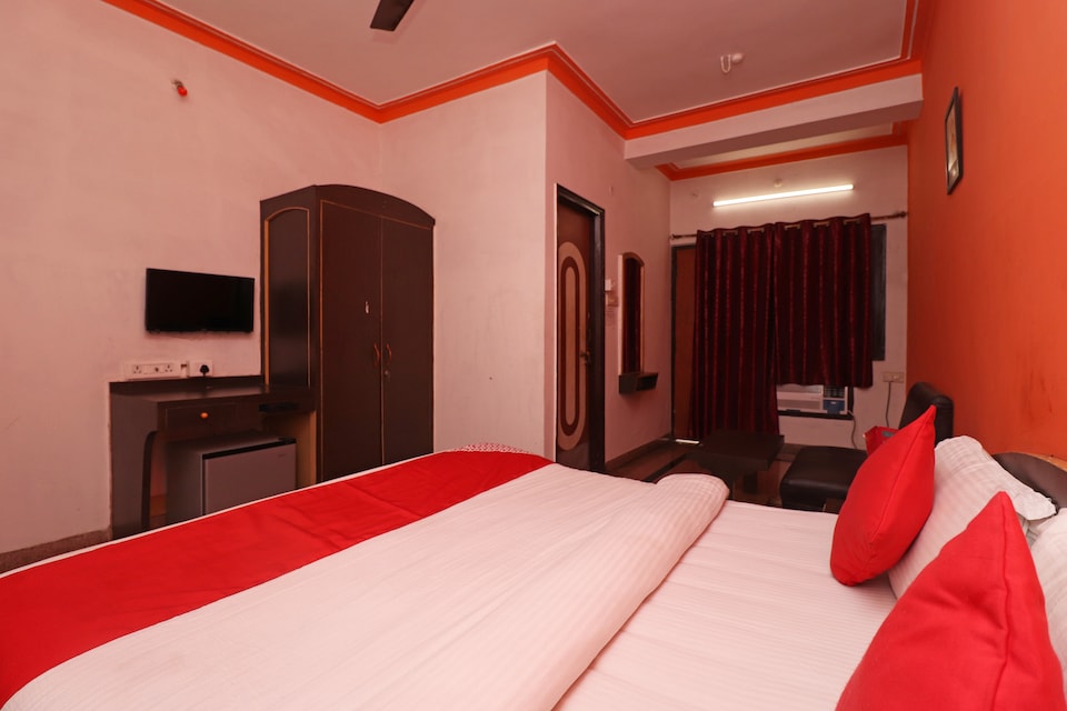 OYO 12363 Hotel Ratan international, Station Road - Raipur, Raipur