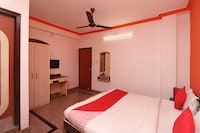 Townhouse GE Road Raipur Formerly Ratan International