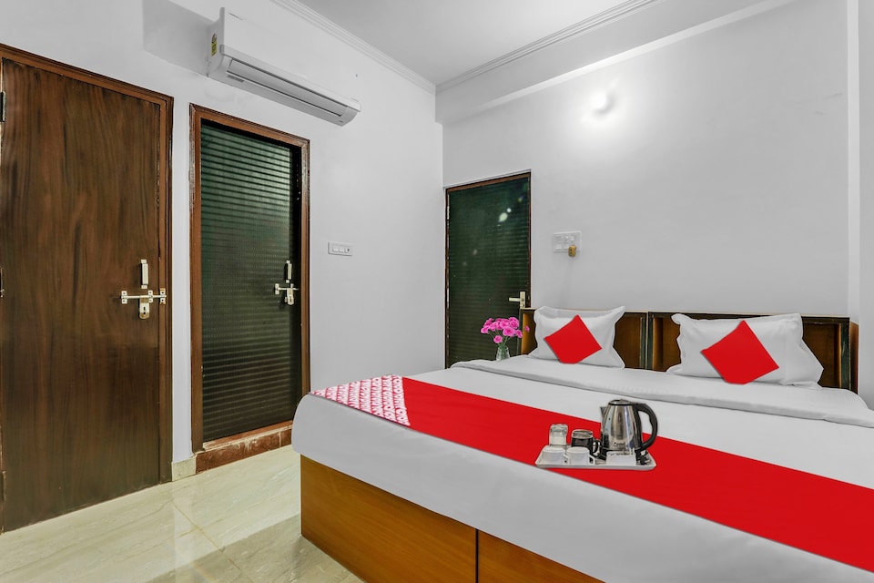  Live on LCK2809, Faizabad Road, Lucknow