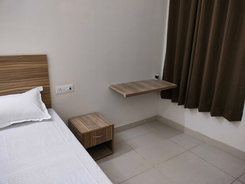 OYO Dj Hotel, Ghaziabad City, Ghaziabad