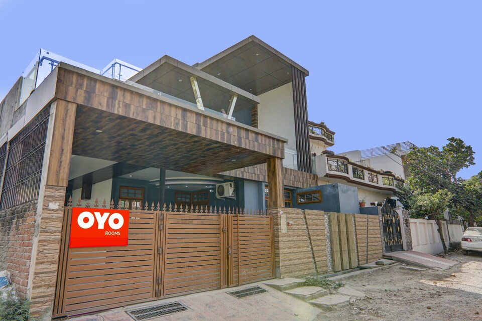 Flagship Hotel Quirk Near Phoenix Palassio, Gomti Nagar Lucknow, लखनऊ