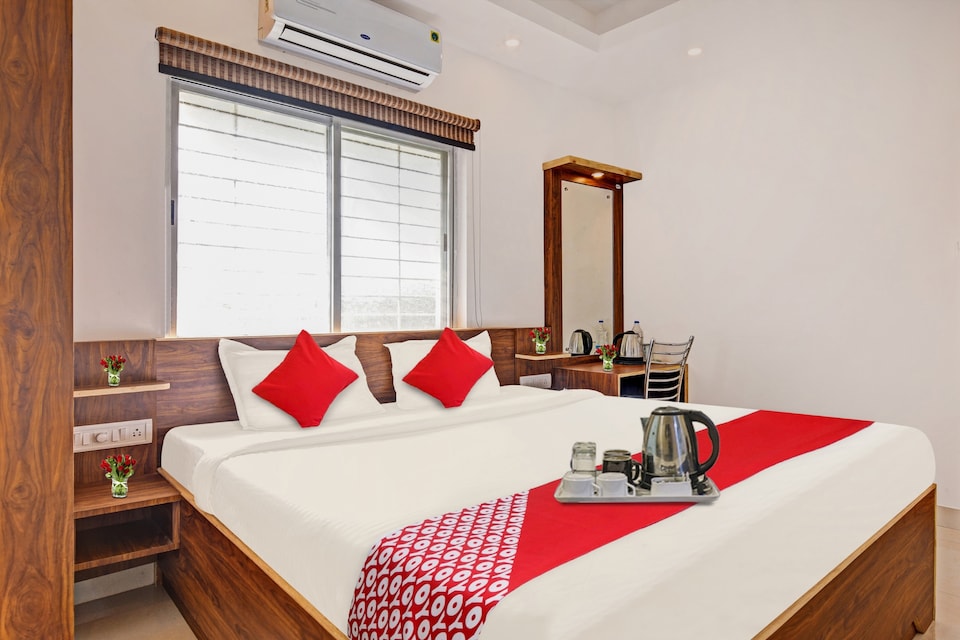 Hotel O Aura Hotel Rajdhani Residency, Lalpur, Ranchi