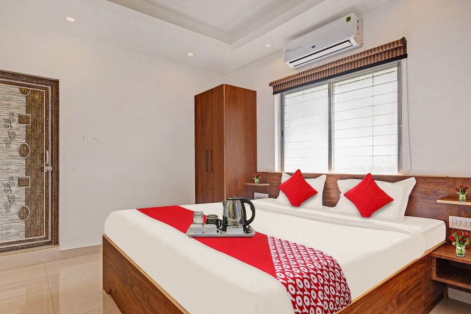 Hotel O Aura Hotel Rajdhani Residency, Lalpur, Ranchi