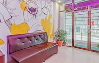 SPOT ON Hotel Sadguru & Family Restaurant