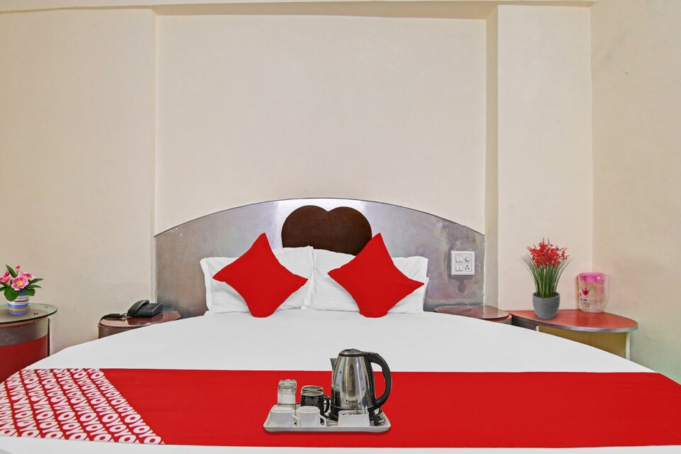 Flagship Hotel Hans Dx Near Jama Masjid, Paharganj Delhi, Delhi