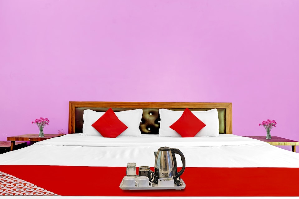 Flagship Sunshine Inn, Railway Station Allahabad, Prayagraj