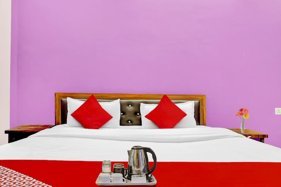 Flagship Sunshine Inn, Railway Station Allahabad, Prayagraj