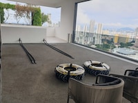 POP 90681 Beacon Executive Suite