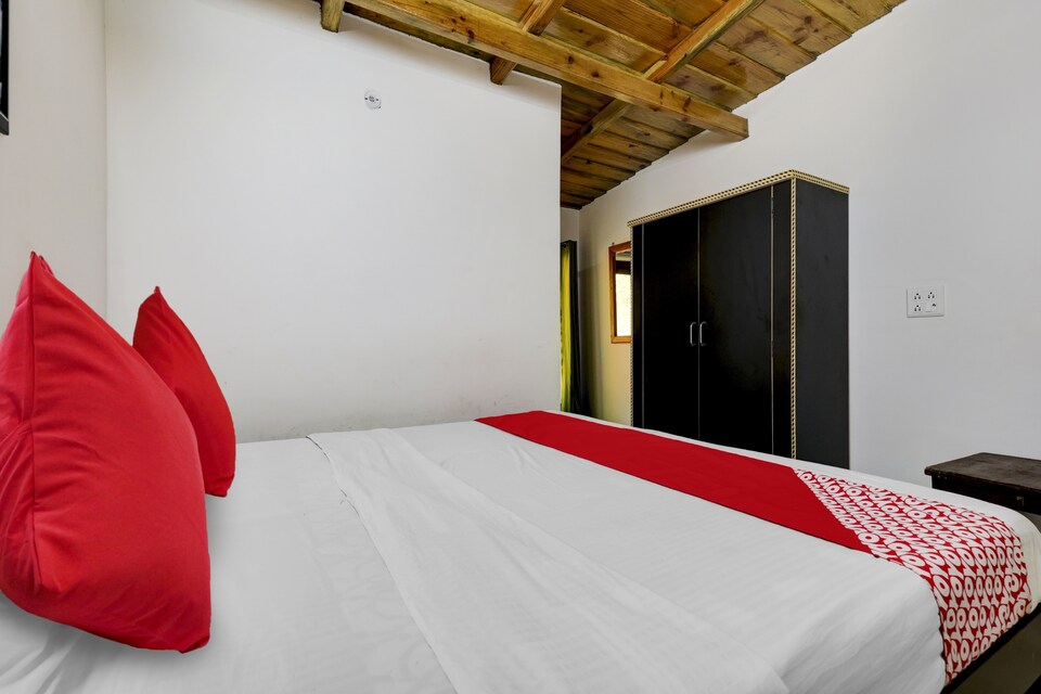 Flagship Snow View Home Stay, Upper Mall Road, Nainital, Nainital