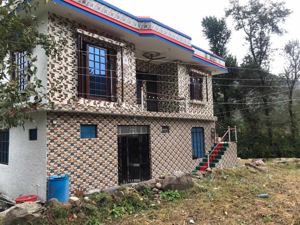 POP Gulzar Hussain Homestay, Surankote, Poonch
