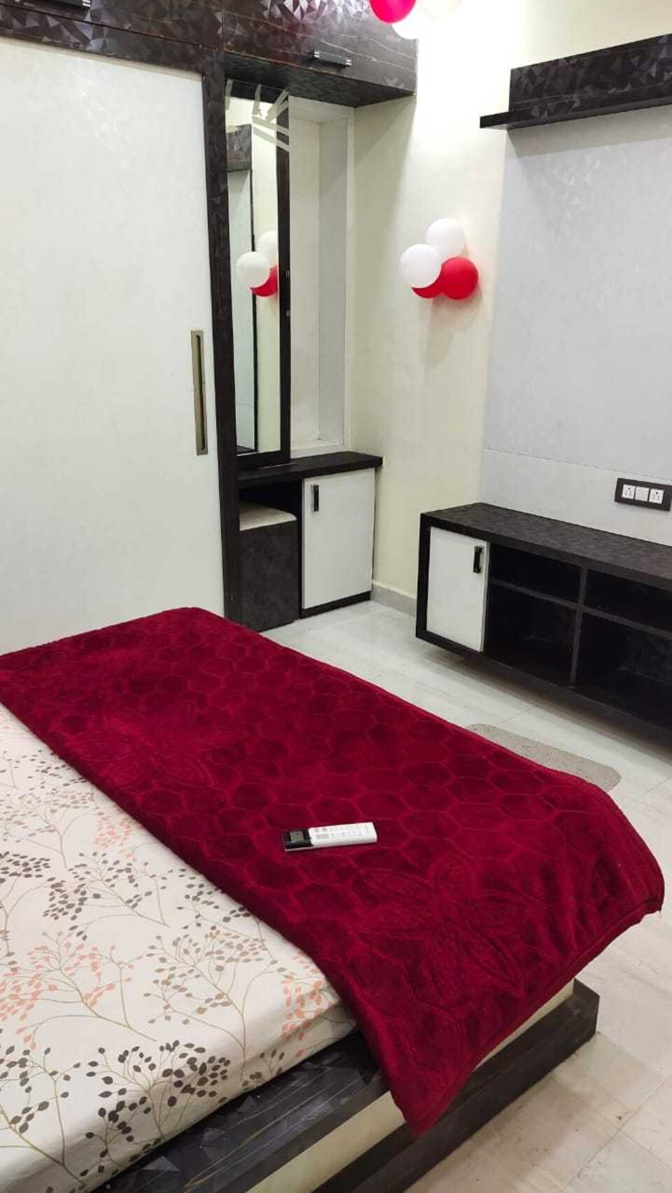 POP 703402 Hotel Apple Inn, Lashkar, Gwalior