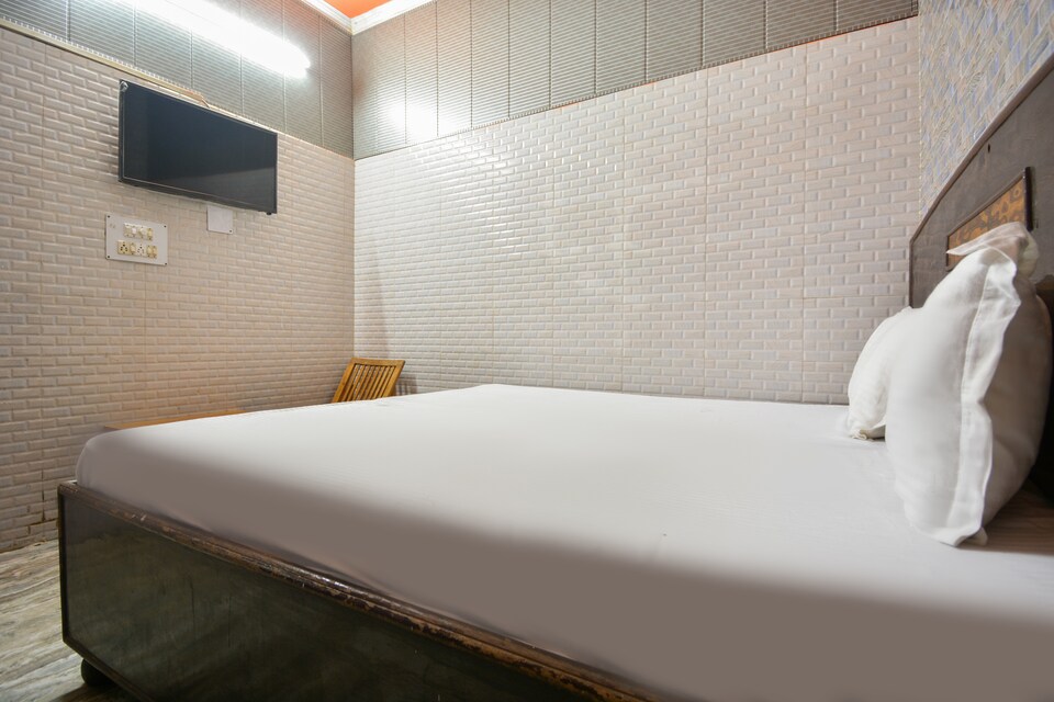 POP New Royal Hotel Chandigarh, Sector 45 Chandigarh, Chandigarh