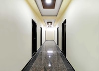 Hotel O Arjun Palace