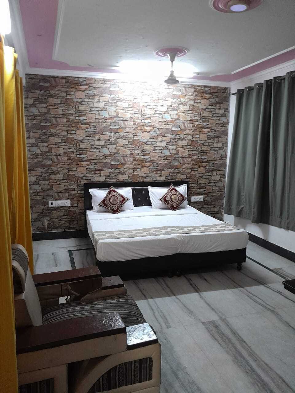 POP Best Stay, Saket Delhi, Delhi