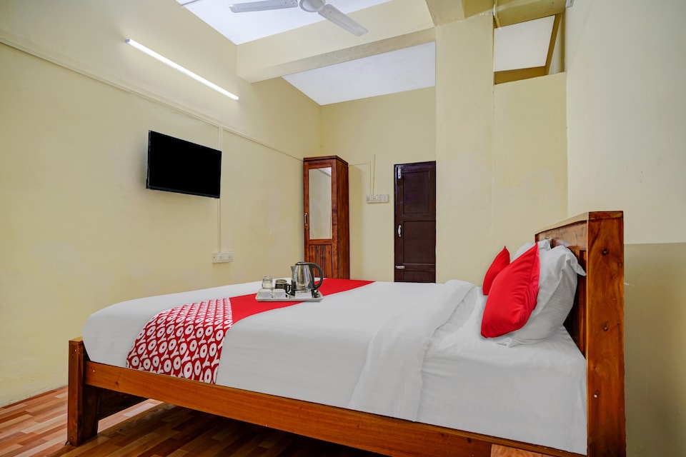 Flagship Greenway Rooms, Kaloor Kochi, Kochi