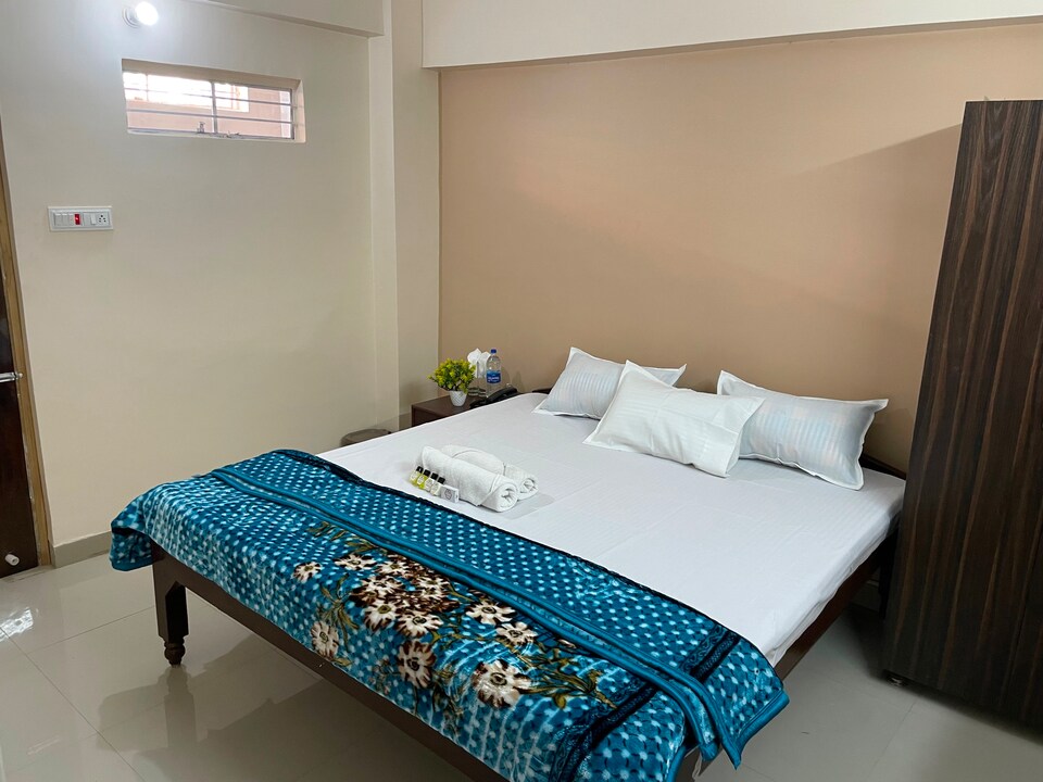 POP Shri Hari Inn, Dhanbad, Dhanbad