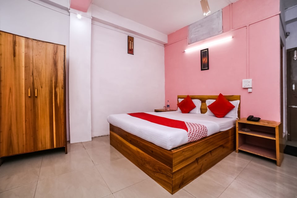 OYO 12401 New Shillong Guest House, Laban, Shillong