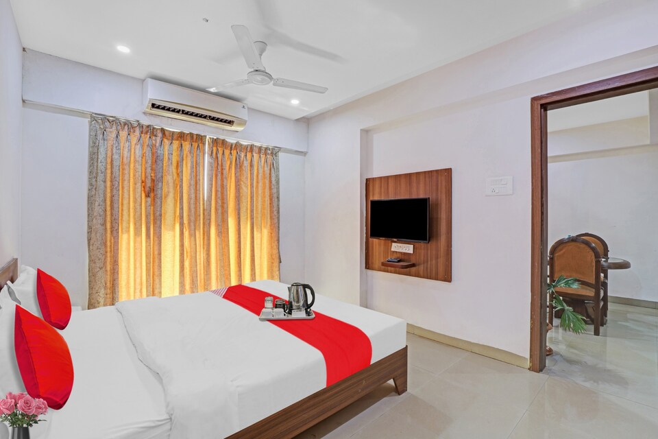 OYO Flagship Hotel Residency, Vapi, Vapi
