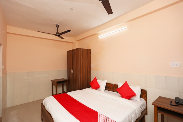 Hotel O Convivial Classic