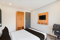 Super OYO Townhouse Deva Road Lucknow