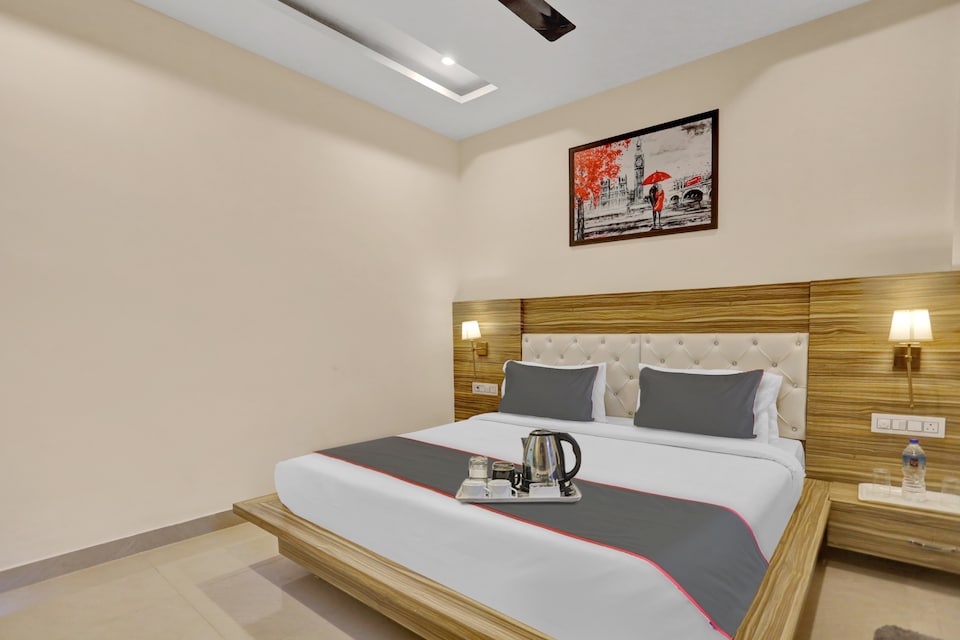Hotel O by OYO Sky Hotel, Rohtak, Rohtak