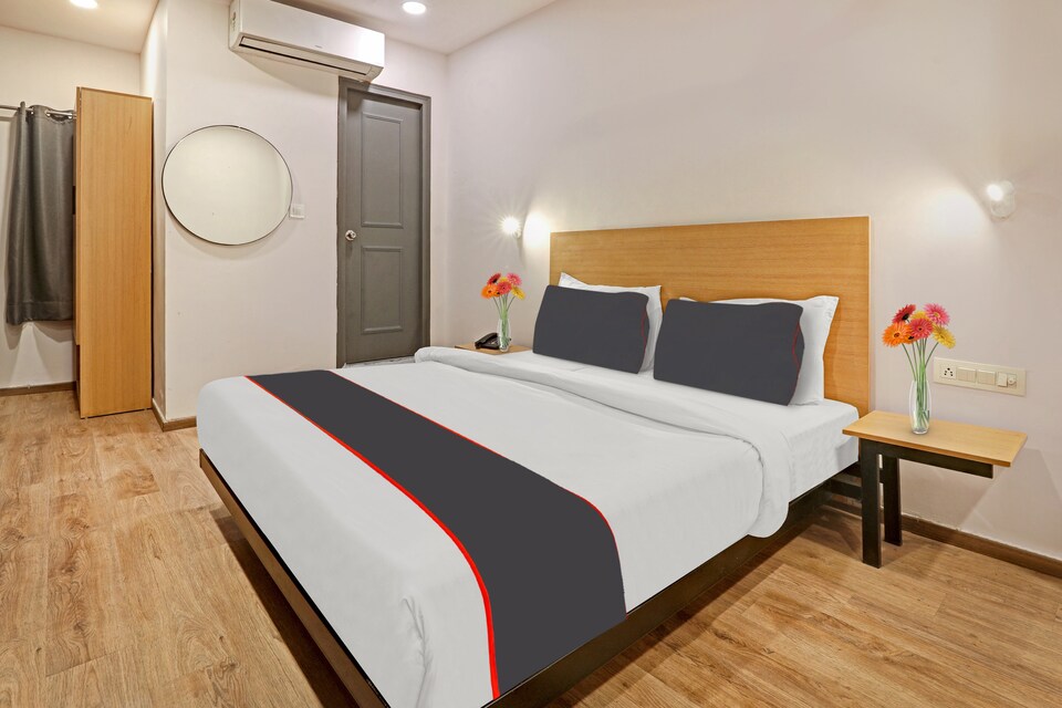 Collection O Banana Leaves Near Phoenix United Lucknow, Alambagh Lucknow, Lucknow