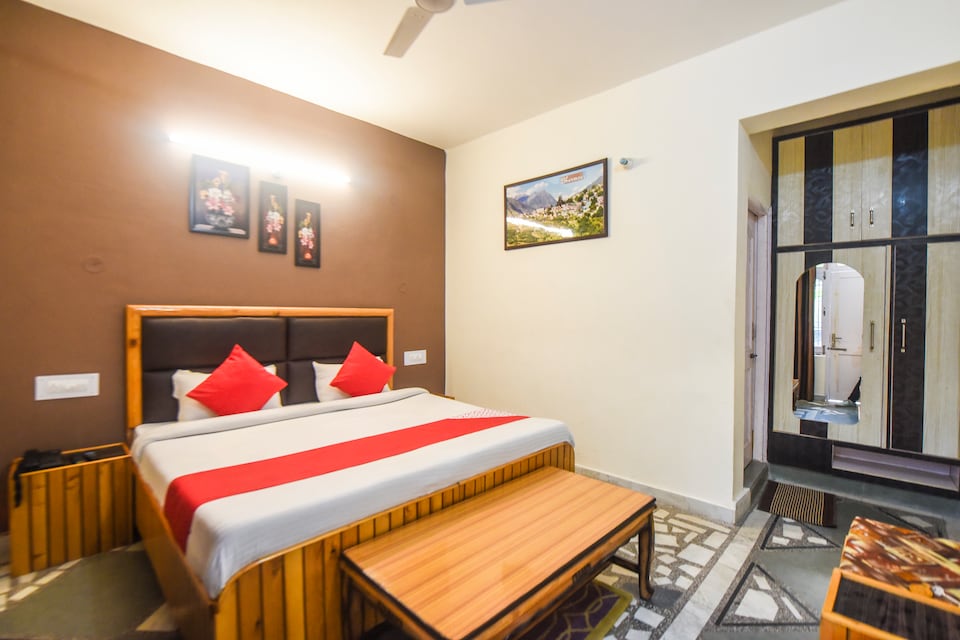 OYO 12411 Woodside Guest House, Dalhousie, Dalhousie