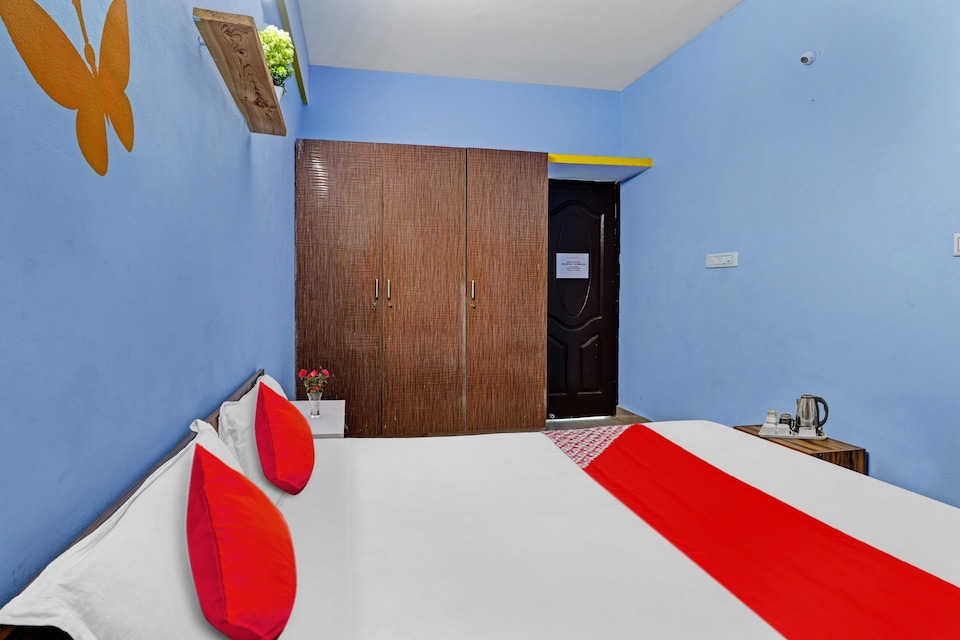 Flagship Squarstay Hotel, Hosur Road Bangalore, Bangalore