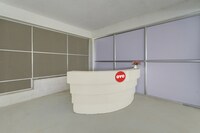 Hotel O J2 Service Appartment