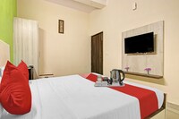 Flagship Hotel The Breakers Near Pacific Mall Tagore Garden