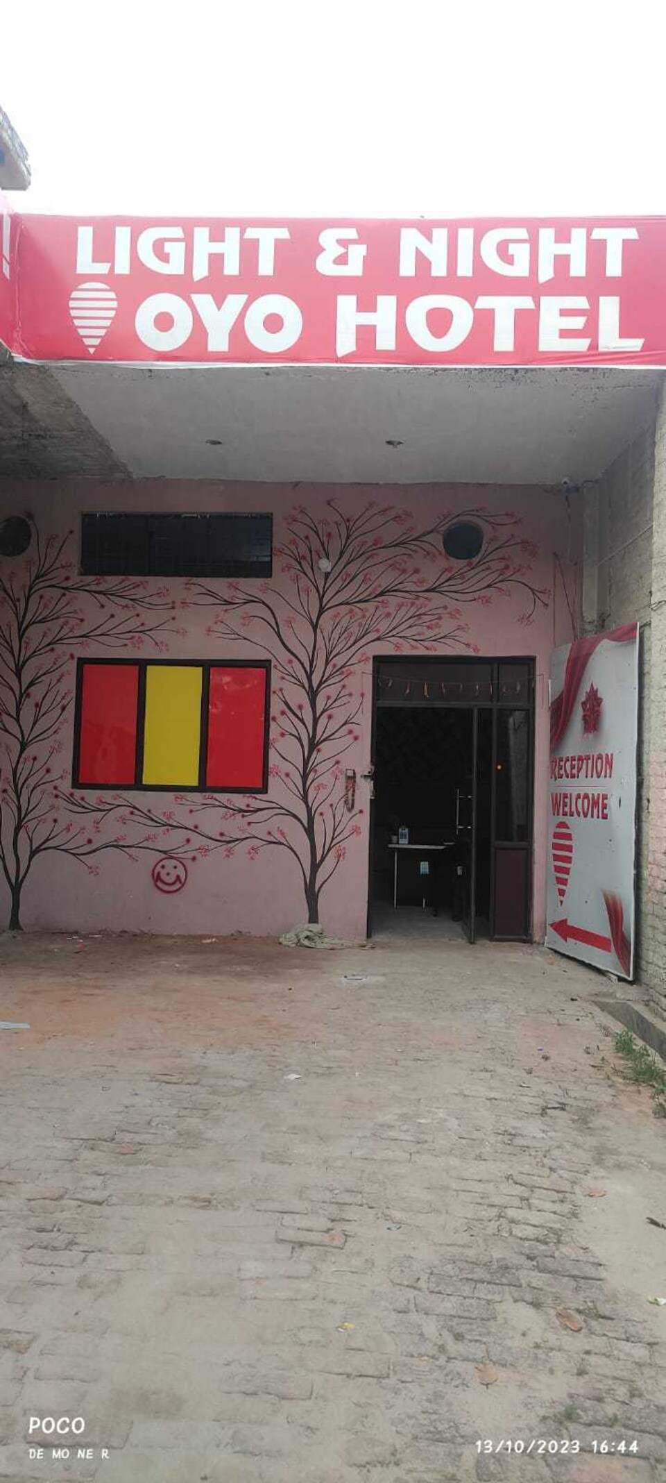 OYO Light And Night Hotel, Ghaziabad City, Ghaziabad