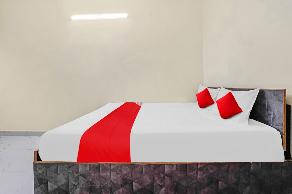 OYO Flagship Anand Lodging Services, Saoner, Nagpur