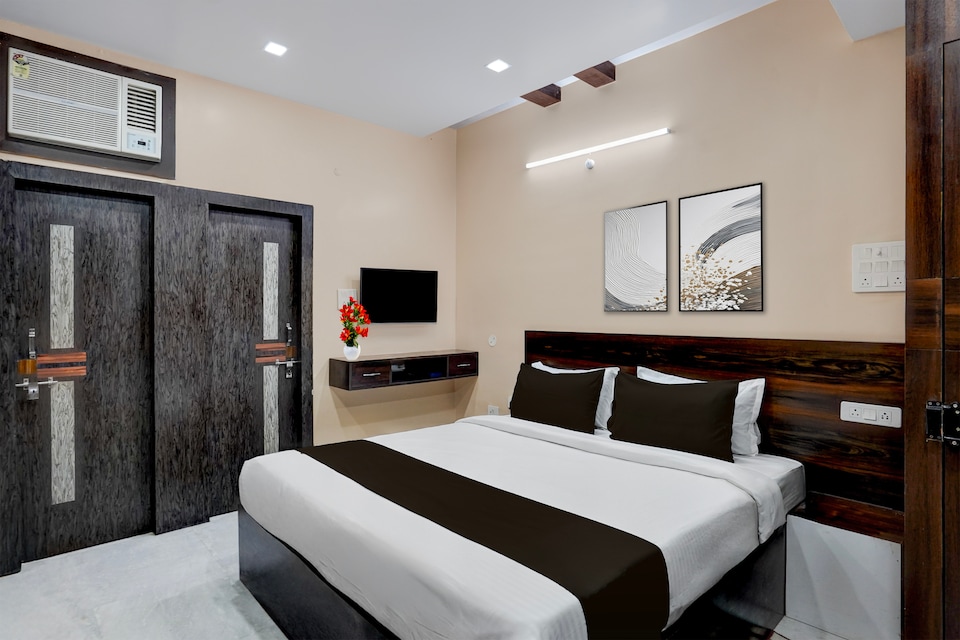 Super Collection O Patliputra Sports Complex Formerly Wellfood Inn, Kankarbagh Patna, Patna