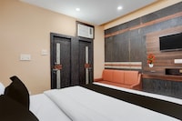 Super Collection O Patliputra Sports Complex Formerly Wellfood Inn