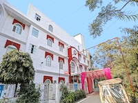 Super Hotel O Raas Near Hira Sweet