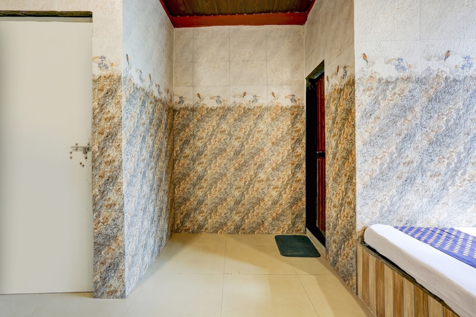 SPOT ON Krishna Beach Resort, Mumbai Vasai-Virar-Naigaon, Mumbai