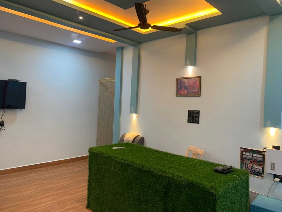 POP Shiva's Hotel Inn, Airport Road Nagpur, Nagpur