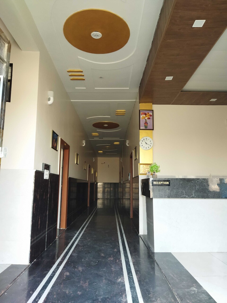 OYO Syama Guest House, Banke Bihari Mandir Vrindavan, Vrindavan