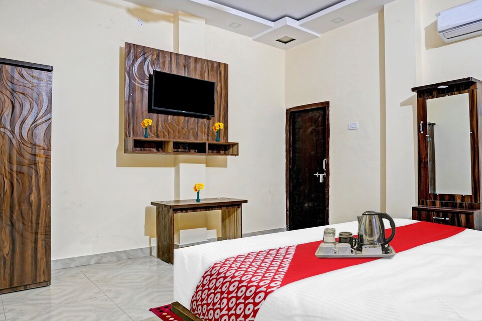 Flagship Hotel Stay inn, Rambagh Allahabad, Prayagraj