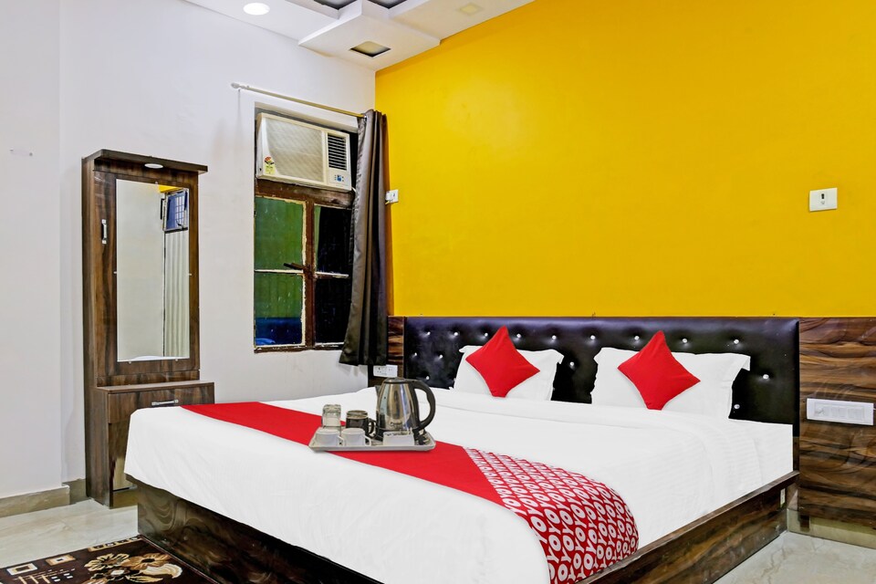 Flagship Hotel Stay inn, Rambagh Allahabad, Prayagraj