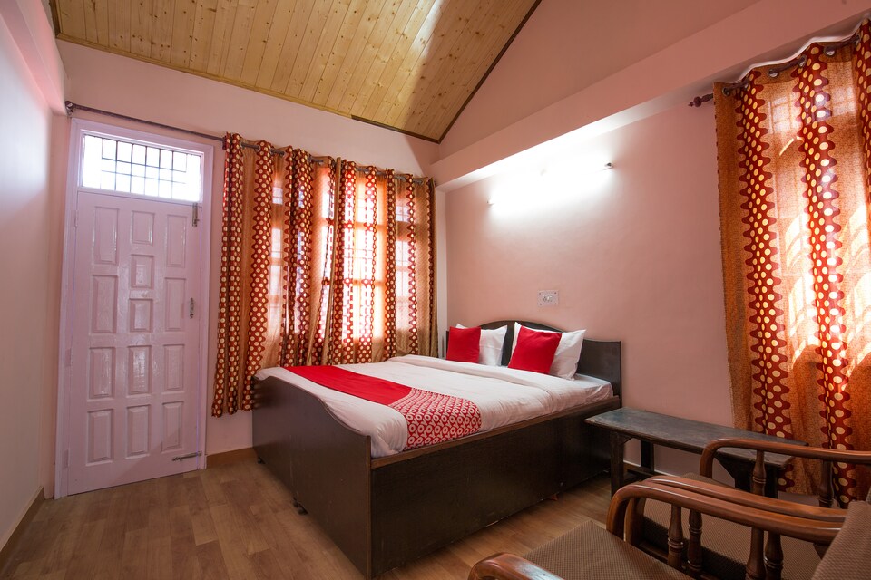 OYO 12430 Home 2BHKPine Tree Valley Chotta Shimla, Chotta Shimla, Shimla