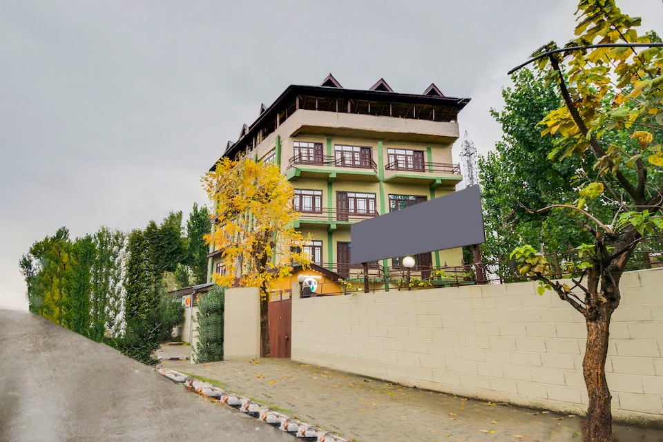 OYO 12445 Hotel Marhaba United, Munawarabad, Srinagar
