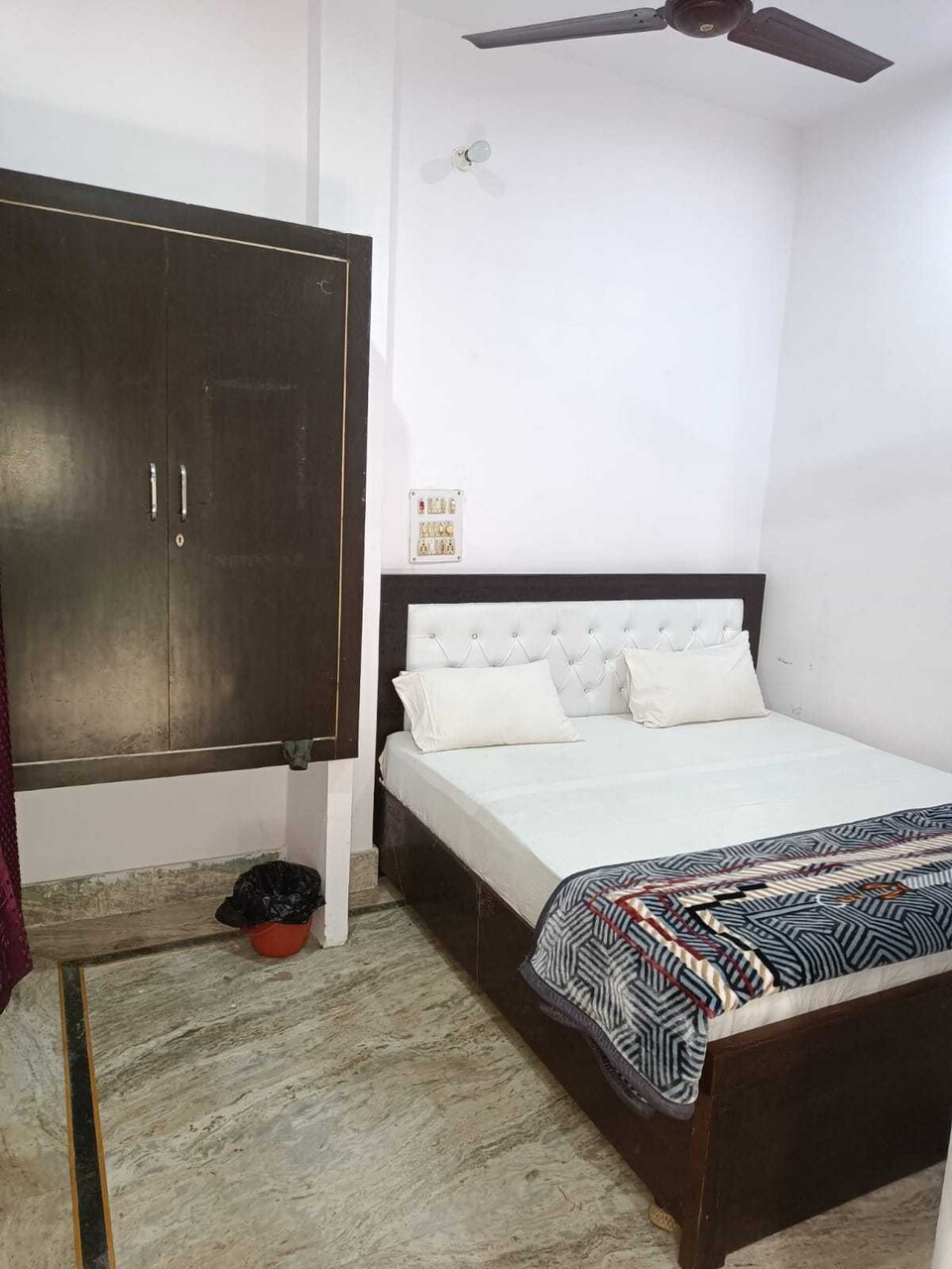 POP IAE462 Rgb Hotel & Restaurant, Meerut, Meerut