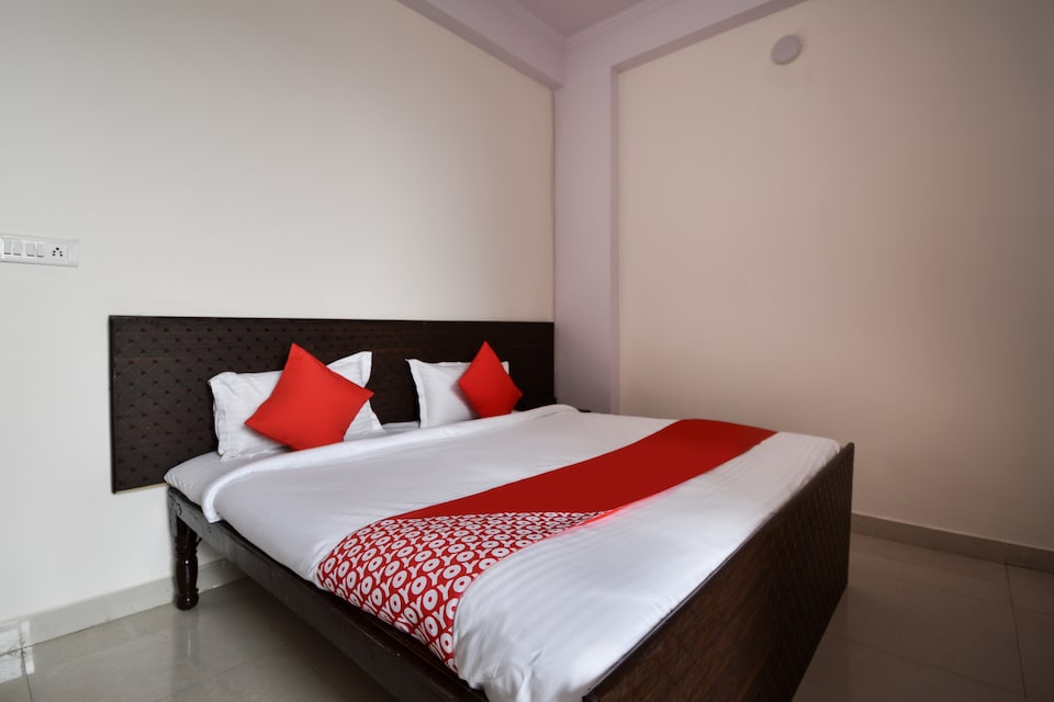 OYO 804470 Hotel Sapphire Palace 2, Jaipur Airport, Jaipur