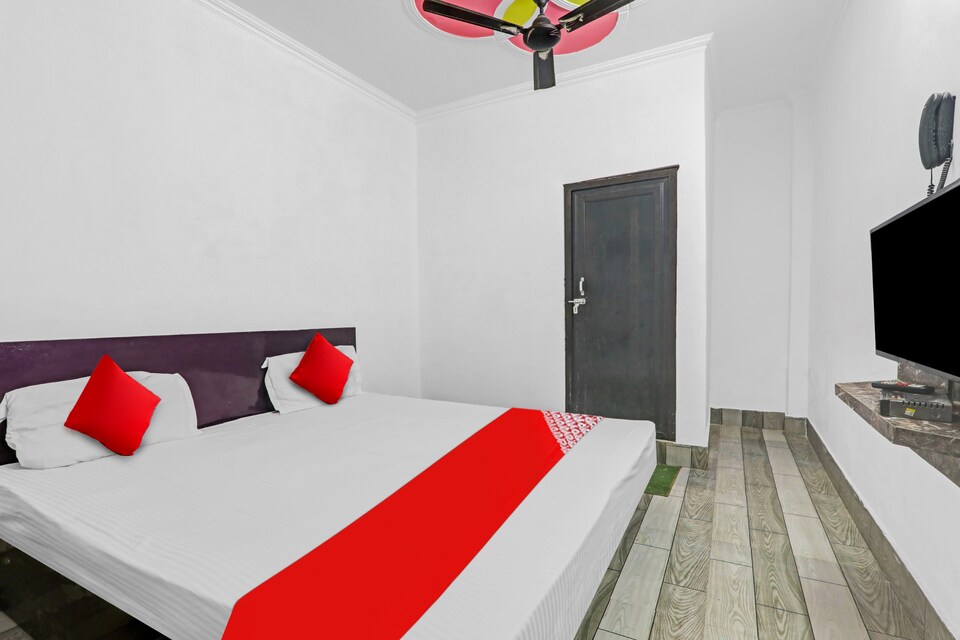 Flagship New Gudaura Inn Near Chaudhary Charan Singh International Airport, SGPGI Lucknow, Lucknow