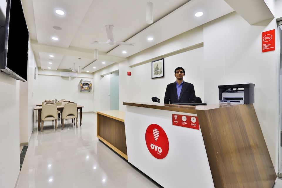 Collection O 12462 Hotel Shiv Inn, Gandhinagar, Gandhinagar