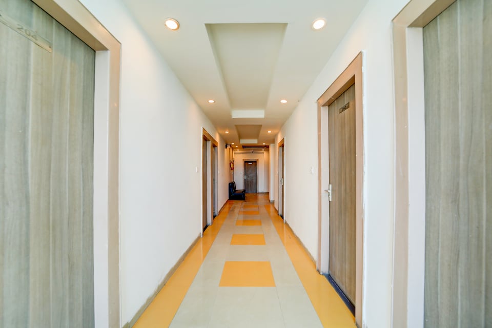 Super Hotel O Royal Villa, MP Nagar Bhopal, Bhopal