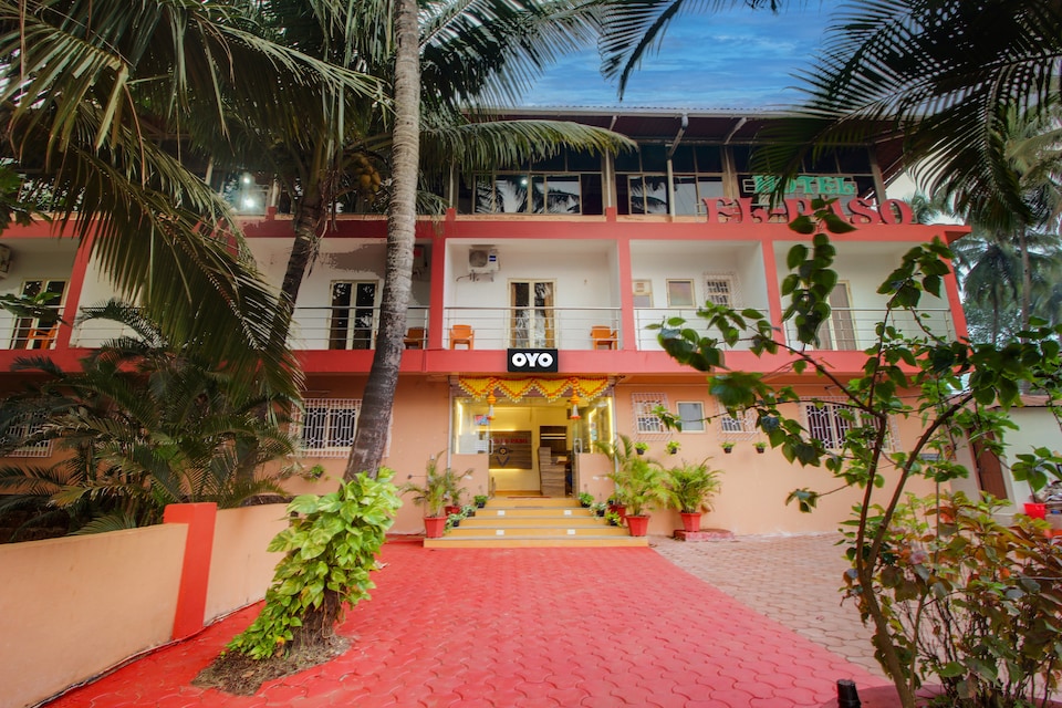Collection O Rest Inn Beach Guest House, Arambol Goa, Goa