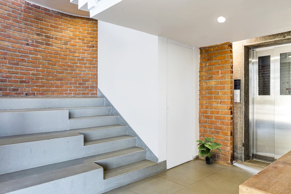 Collection O Hotel Brown Inn, Talegaon, Pune